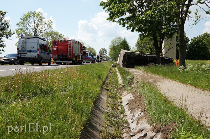 Kazimierzowo: ciężarówką w drzewo zdjęcie nr 87841