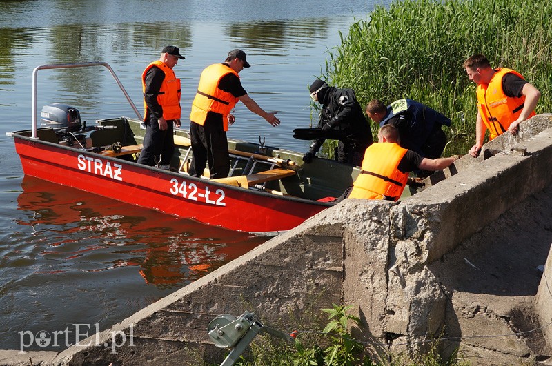 W "ciepłej wodzie" utonął mężczyzna zdjęcie nr 87873