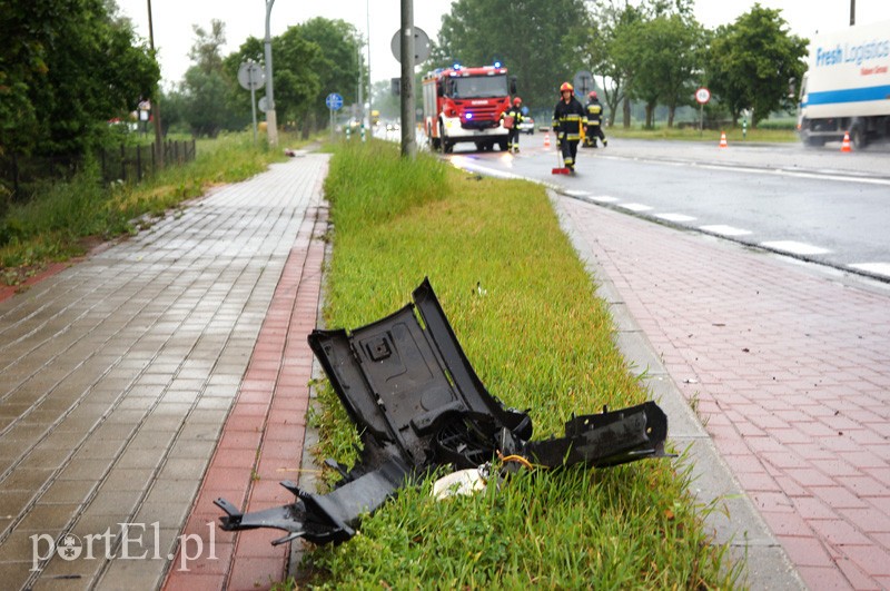 Kazimierzowo: zderzenie na skrzyżowaniu zdjęcie nr 89039