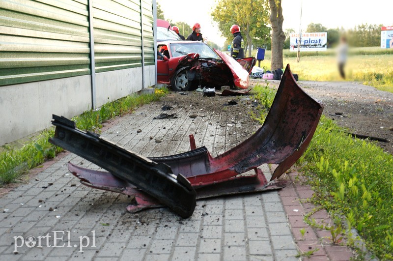 Groźny wypadek w Kazimierzowie zdjęcie nr 90621