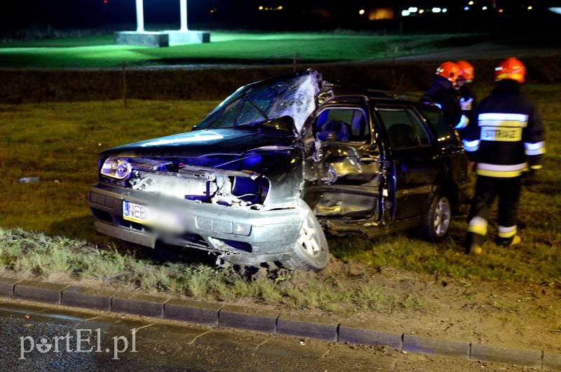 Wypadek na skrzyżowaniu ul. Żuławskiej z obwodnicą zdjęcie nr 98399