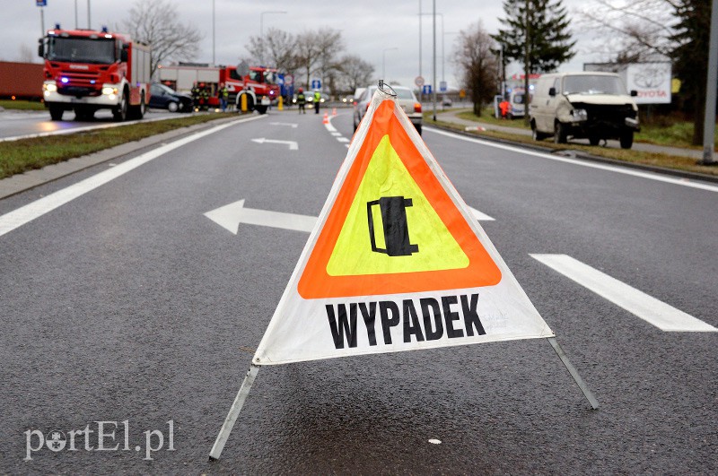 Kolejne zderzenie na skrzyżowaniu w Kazimierzowie zdjęcie nr 98718