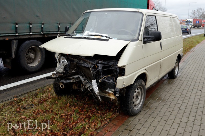Kolejne zderzenie na skrzyżowaniu w Kazimierzowie zdjęcie nr 98716