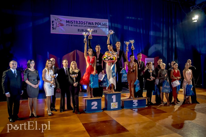 Gala Finałowa Mistrzostw Polski FTS w tańcach latynoamerykańskich (Dzień I) zdjęcie nr 101729