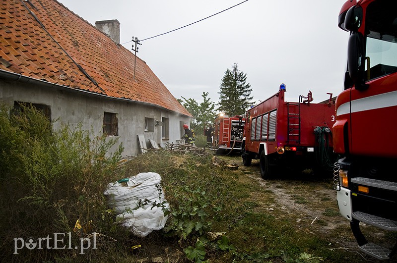Pożar domu w Nowakowie zdjęcie nr 112195