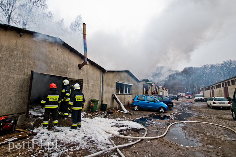  Pożar stolarni na Łęczyckiej zdjęcie nr 117713