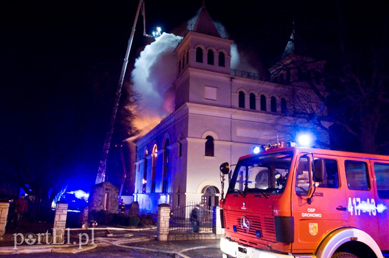  Palił się kościół, straty są duże (aktualizacja) zdjęcie nr 119282