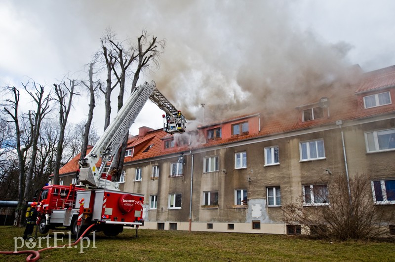  Pożar na Sadowej, mieszkańcy ewakuowani zdjęcie nr 122162