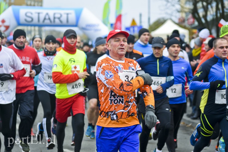 Rekordowy Bieg Niepodległości, biegacz z Olsztyna najszybszy zdjęcie nr 139663