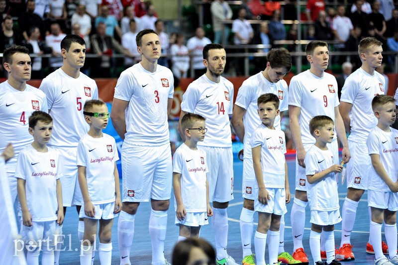 Polska przegrywa z Serbią w eliminacjach Mistrzostw Europy zdjęcie nr 149507