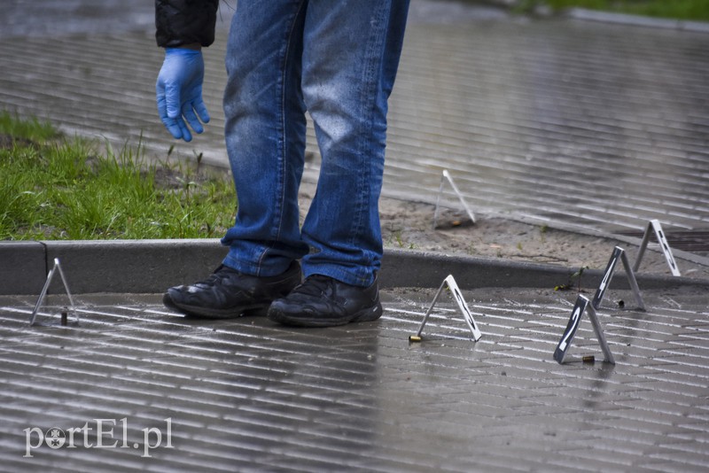 Strzały w centrum Elbląga, dwie osoby ranne zdjęcie nr 149935