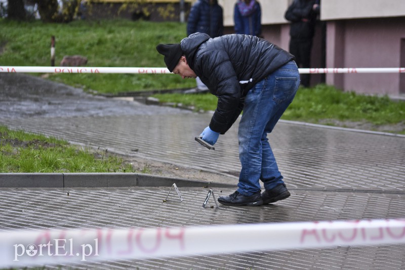 Strzały w centrum Elbląga, dwie osoby ranne zdjęcie nr 149934