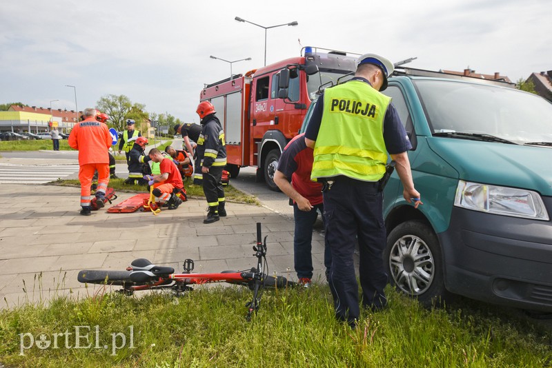 Rowerzysta potrącony na skrzyżowaniu ul. Łęczyckiej i Rawskiej zdjęcie nr 151930