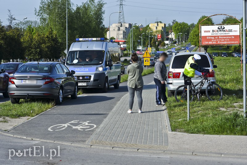 Kolizja rowerzysty z seatem na ul. Częstochowskiej zdjęcie nr 151947