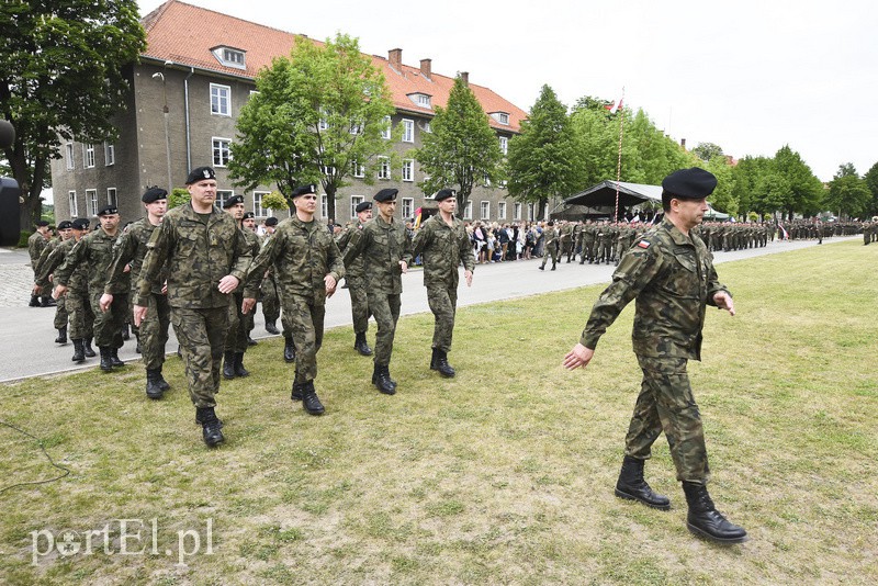 Polscy żołnierze jadą na Łotwę, dowodzi nimi elblążanin zdjęcie nr 152862