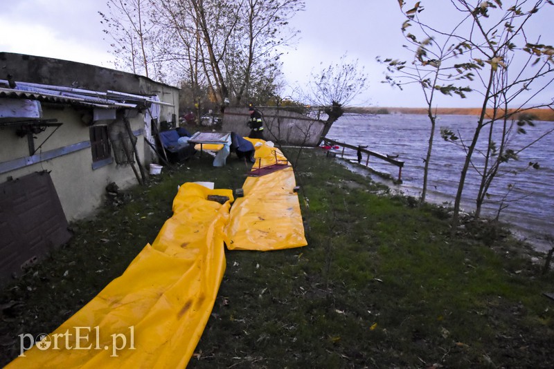 Przybywa wody w Kumieli i rzece Elbląg (aktualizacja) zdjęcie nr 163582