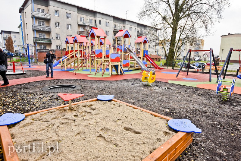 Plac zabaw przy Żyrardowskiej otwarty zdjęcie nr 165262