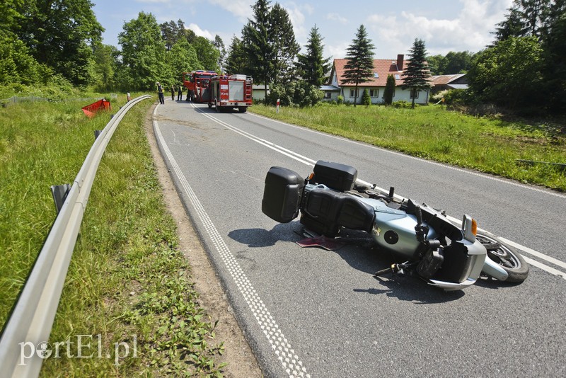 Śmiertelny wypadek pod Pasłękiem. Zginął motocyklista zdjęcie nr 176196
