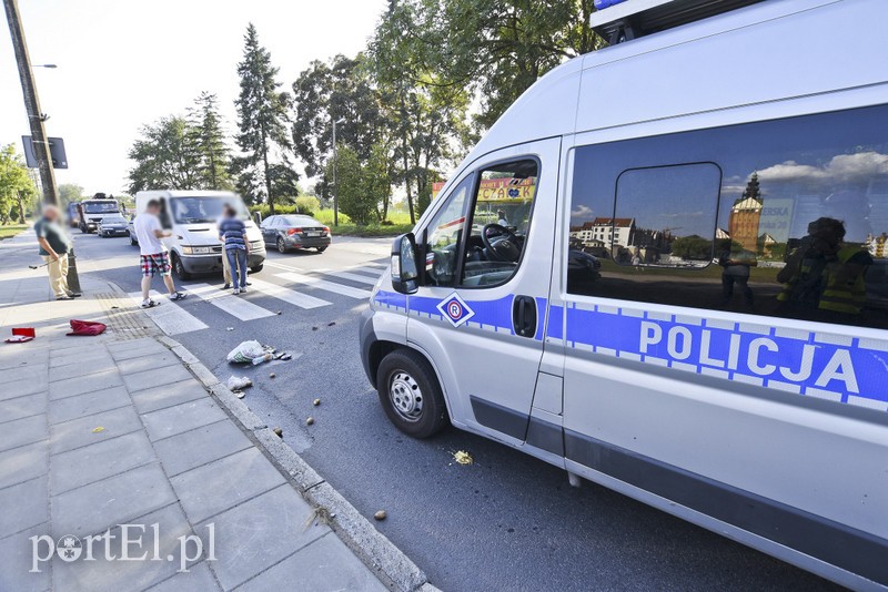 Potrącenie rowerzysty na ul. Warszawskiej, mężczyzna był w stanie nietrzeźwym zdjęcie nr 183958