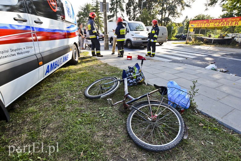 Potrącenie rowerzysty na ul. Warszawskiej, mężczyzna był w stanie nietrzeźwym zdjęcie nr 183963
