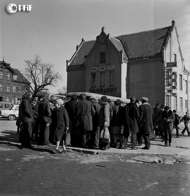 Elblążanie w latach 70. na zdjęciach Czesława Misiuka zdjęcie nr 221442