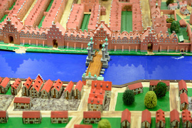 Z miłości do Elbląga zbudował makietę XVII-wiecznego miasta