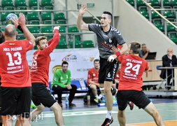 Meblarze pokonali MKS Poznań (piłka ręczna)