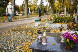 Tylko w Polsce tak się dba o groby...