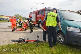 Rowerzysta potrącony na skrzyżowaniu ul. Łęczyckiej i Rawskiej