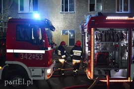 Pożar na Kasprzaka, w mieszkaniu odkryto zwłoki