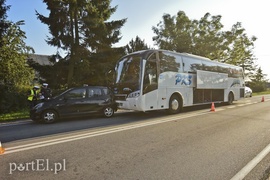 Autobus uderzył w hondę