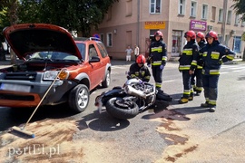 Zderzenie na skrzyżowaniu, motocyklista w szpitalu