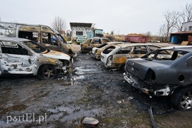 Pożar 7 samochodów przy ul. Nowodworskiej