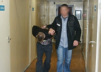 Uciekł przed policjantami prosto do swojego mieszkania