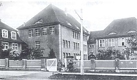 Dawno temu w Elblągu... wóz z cegłami wjechał pod pociąg