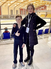 Znakomity występ łyżwiarzy UKS Szóstka