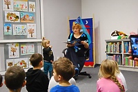 Bajkowa wyspa z bajkopisarką