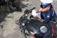 Bez licznika, bez tablicy rejestracyjnej. Tak jechał ten 20-latek