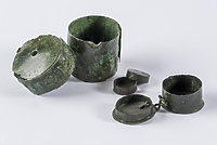 Brązowe puzderka  (Historia jednego przedmiotu cz. 104)