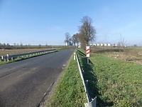 Przy tej drodze projektują rowerową ścieżkę