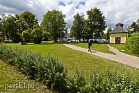 Działki pod młotek, obelisk do przeniesienia