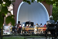 Dźwięki harfy rozbrzmiały w Bażantarni