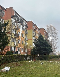 Eksplozja w mieszkaniu, mieszkańcy bloku ewakuowani