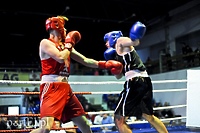 Lewy prosty w hali MOS-u