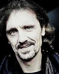 U Sąsiadów będzie sie działo! Loska, Tau i Po prostu Stand-up