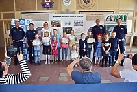 Ich prace ozdobią policyjny kalendarz