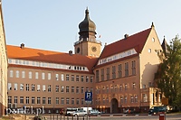 Ile wydajemy na urzędników