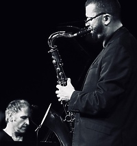 Jazzowa sesja na dwa saksofony