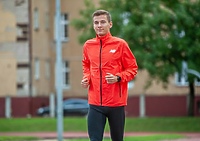 Kacper Lewalski biega rekordowo