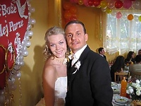 Komornik, Symetria i Wesele